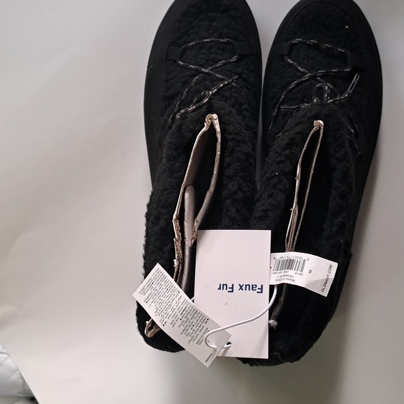 Old navy Faux-Fur-Lined Sherpa Boots for Women size 10 color black - Picture 2 of 4